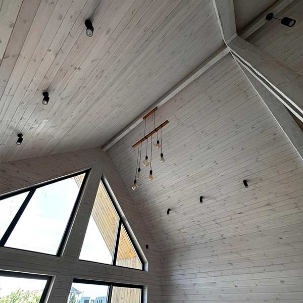 Просочення дерева лазур'ю для дерева всередині приміщення