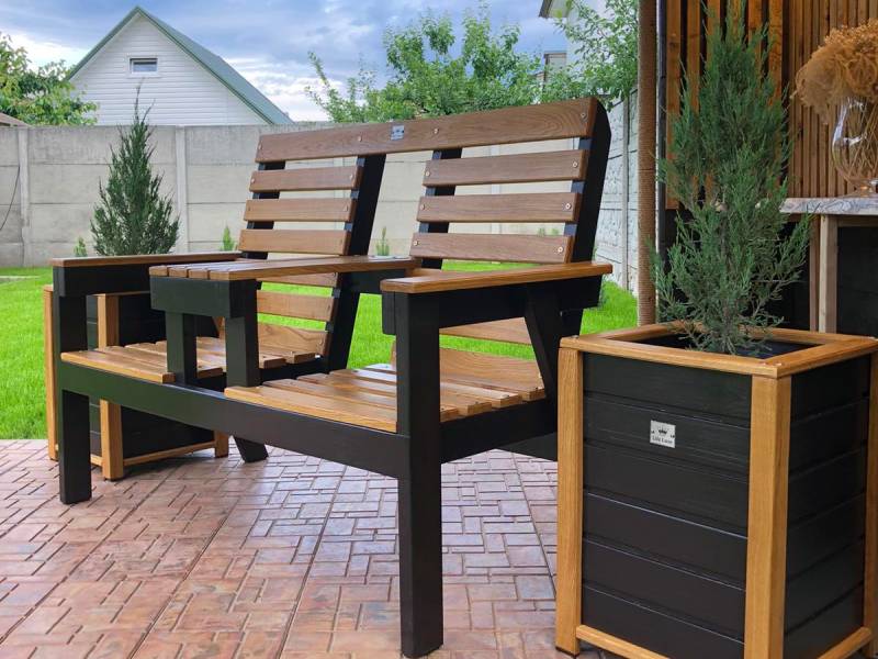 Навіс для заходів - вид на газон